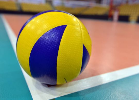 8574573_web1_thinkstockphotos-volleyball-186185803