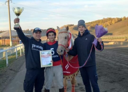 2a0fff5b-275e-4b54-adb4-c840f9900f1c