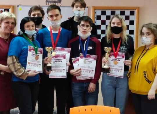 06076D46-1B15-4B81-BCE2-8F47A42F6141