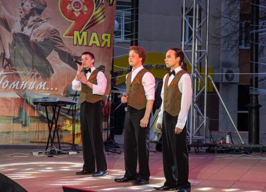 5F025C15-806E-4C2B-B401-B395D3D5E828