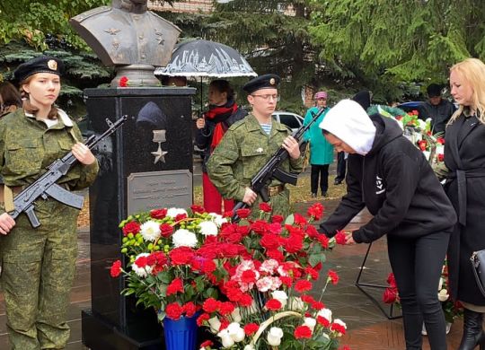 65AA217F-8D08-4E5F-9436-C8F7F5B958E1