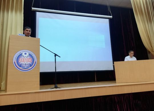 669A2956-9F3E-4C43-8E23-C221E23DAF01