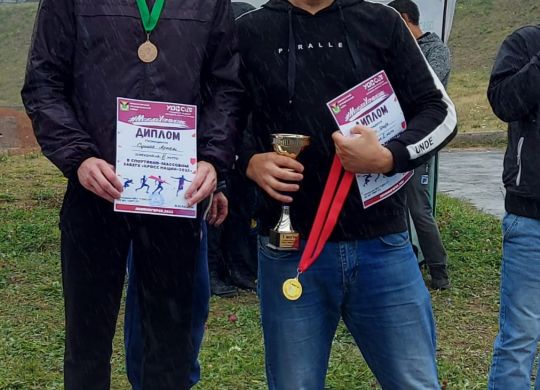 BDC29EC4-A8BE-44A6-9F23-D81656A6702E