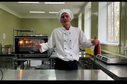 1930726718-413b9a5f85ef8dabc3eddd44fb9de645329a1ac36574a1adea343223e46d134d-d_640