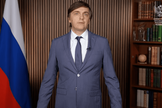 1934079827-bb28c545eb3ff2de4a0d63cdb1722169ea08b5190af32078b88e99287e1b625e-d_640